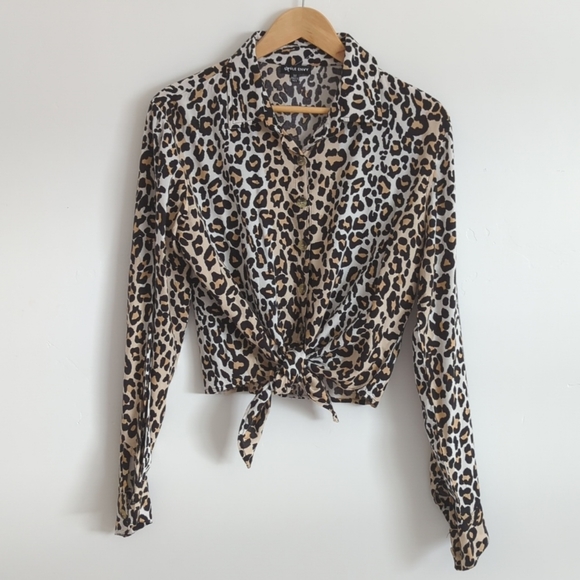 FINAL SALE 🌿LEOPARD PRINT CROP TOP🌿 - Picture 7 of 8